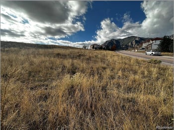 4755 Broadmoor Bluffs Dr, Colorado Springs, CO 80906