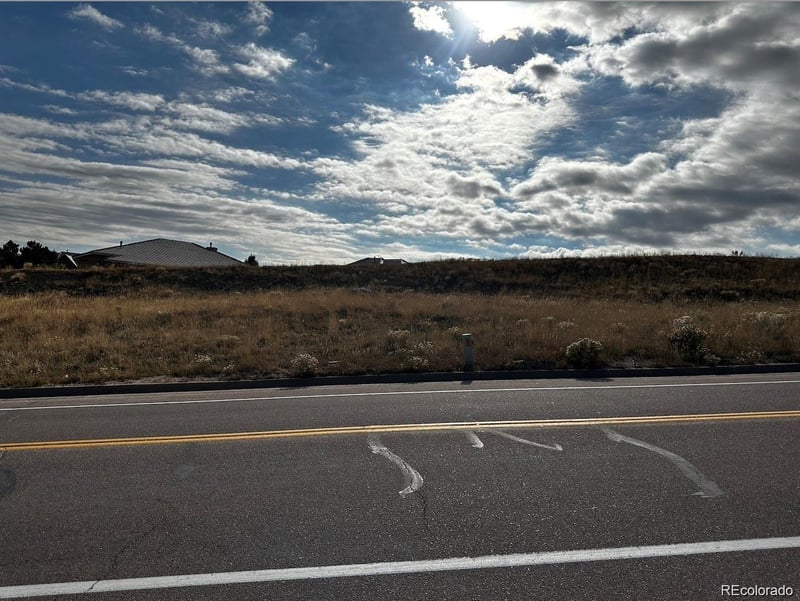 4755 Broadmoor Bluffs Dr, Colorado Springs, CO 80906