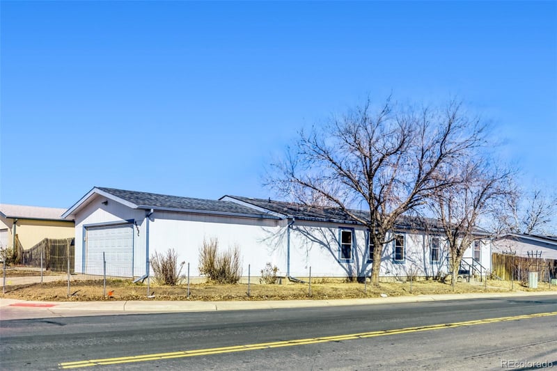 9008 Fontaine St, Denver, CO 80260