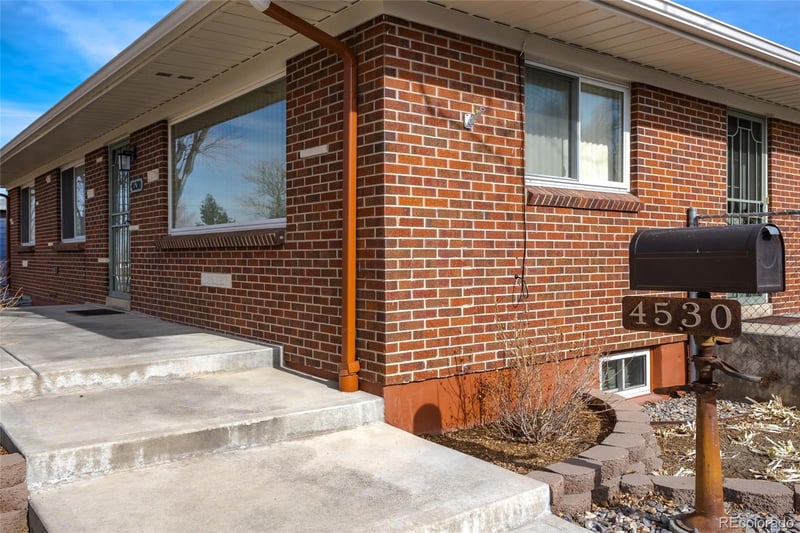 4530 Inca St, Englewood, CO 80110