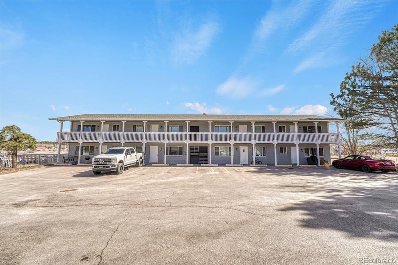 490 E Elm St, Elizabeth, CO 80107