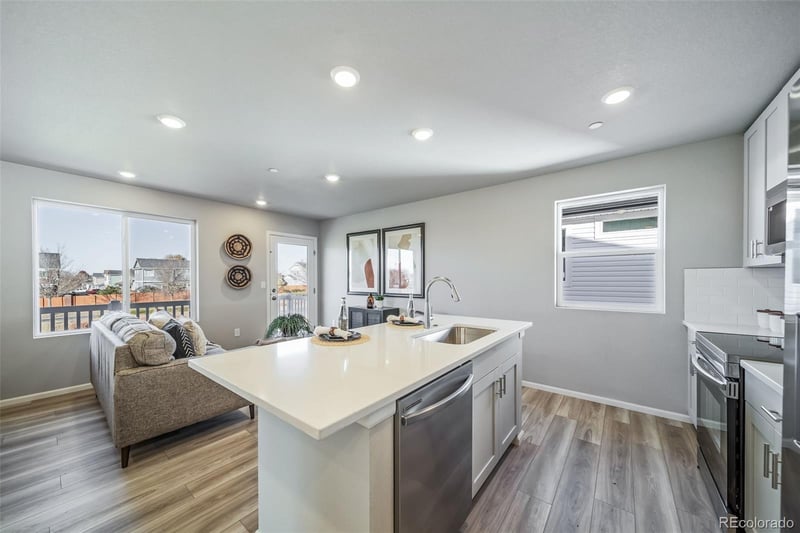 46511 Gold Prairie Dr, Bennett, CO 80102