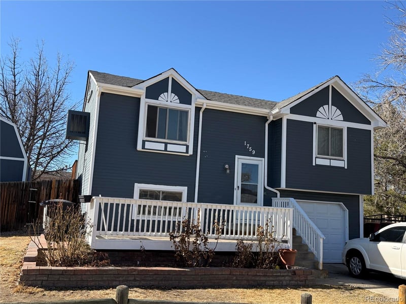 1759 Sunset St, Longmont, CO 80501