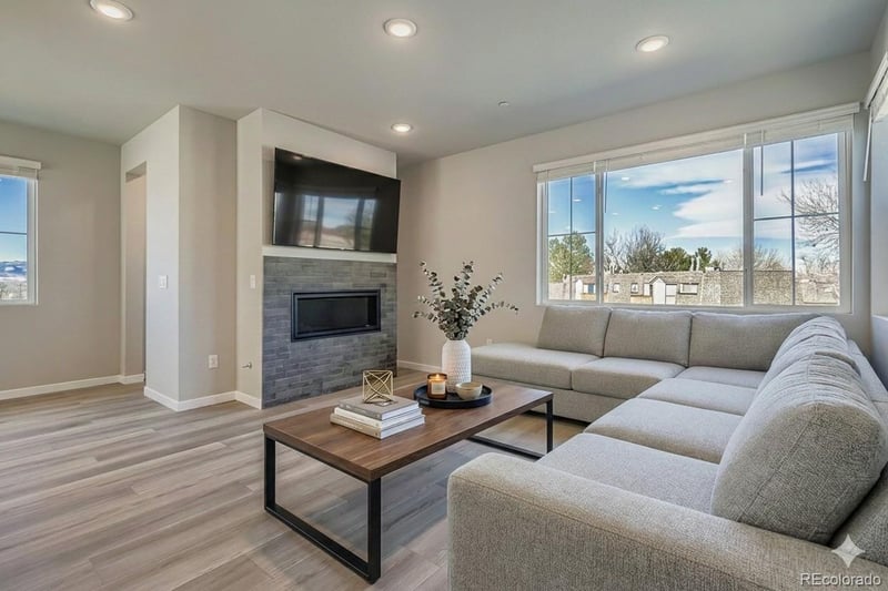 3868 83rd Ln, Westminster, CO 80031