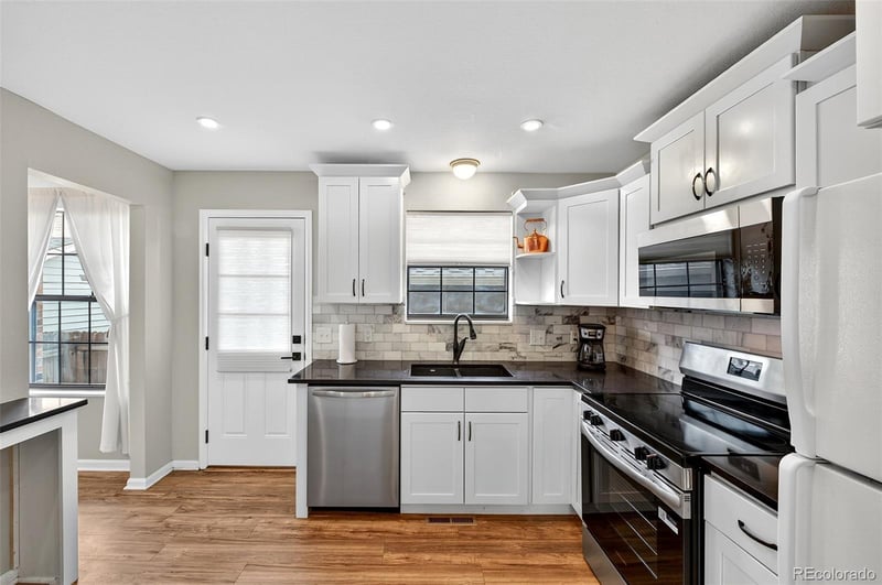 6489 Dayton St, Englewood, CO 80111