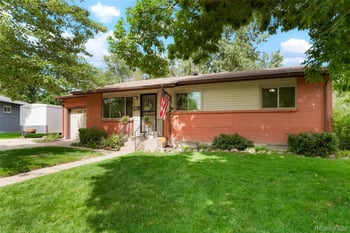 6371 Brooks Dr, Arvada, CO 80004