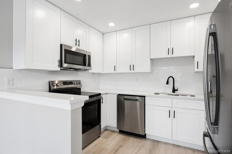 1812 W 102nd Ave, Thornton, CO 80260