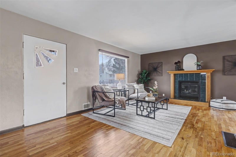 2415 Uintah St, Colorado Springs, CO 80904