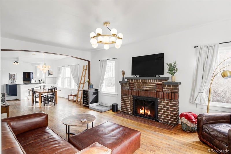 2542 Irving St, Denver, CO 80211