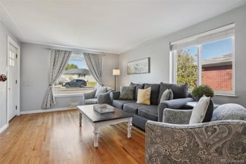 5530 Holland Dr, Arvada, CO 80002