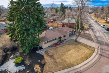 6648 Wellington Ct, Centennial, CO 80121