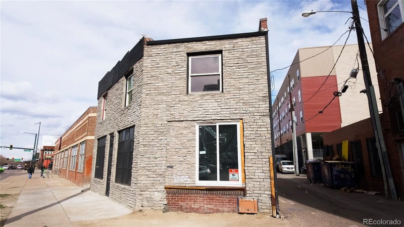 2120 Broadway , Denver, CO 80205