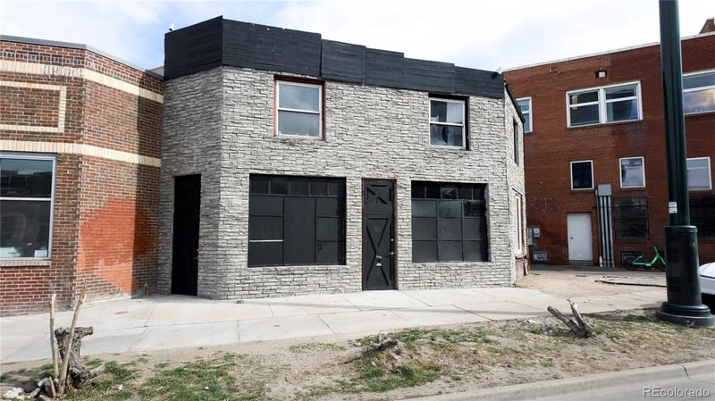 2120 Broadway , Denver, CO 80205