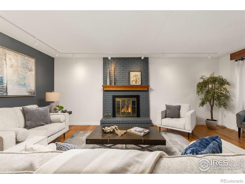 1058 Choke Cherry Dr, Louisville, CO 80027