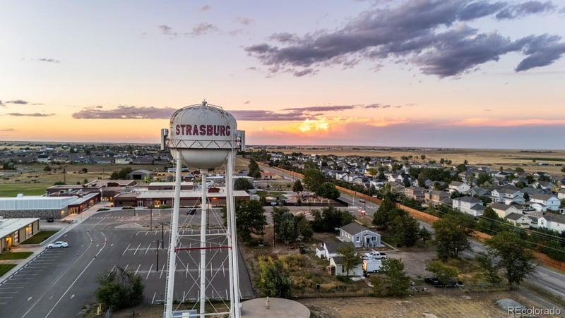 2737 Mosker St, Strasburg, CO 80136