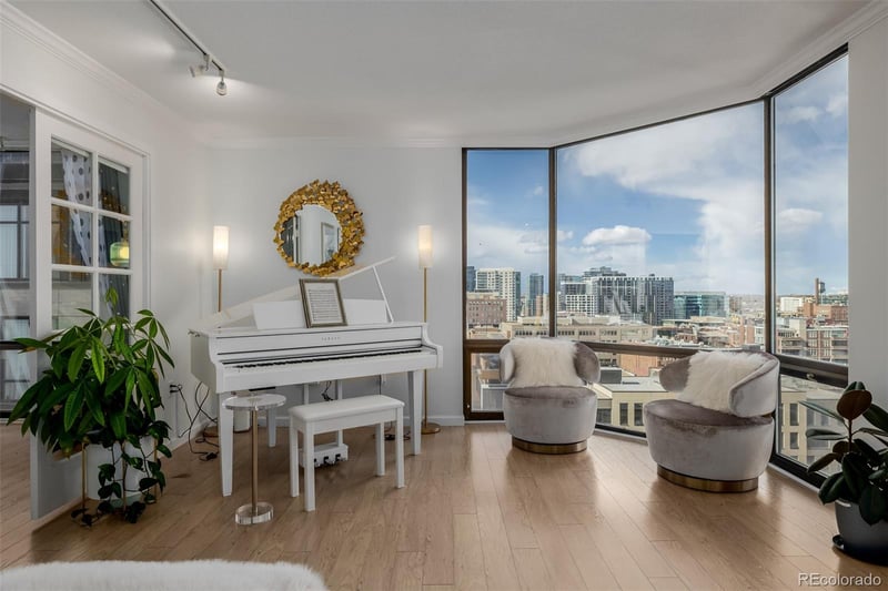 1625 Larimer St #1207, Denver, CO 80202