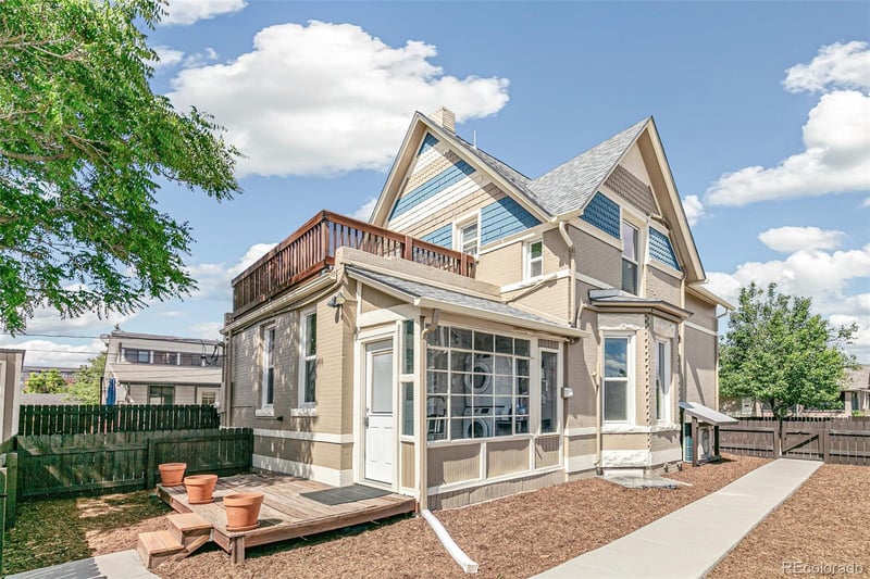 2093 Acoma St, Denver, CO 80223