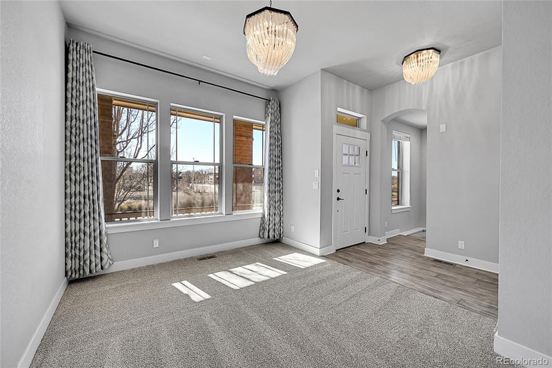 10539 E 25th Dr, Aurora, CO 80010