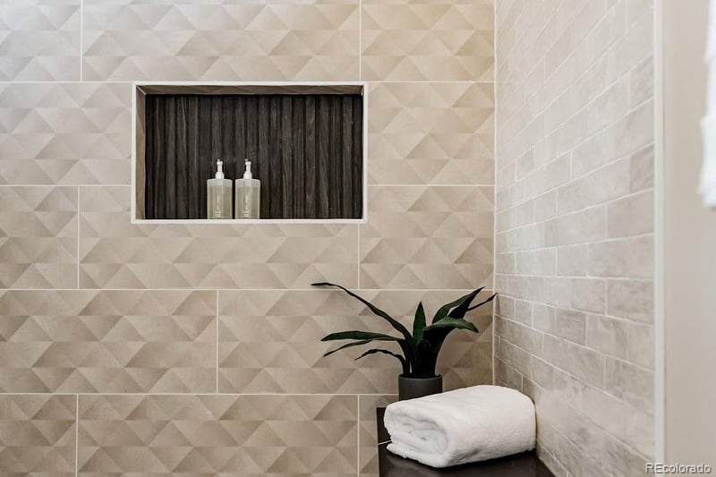 2440 Meade St, Denver, CO 80219