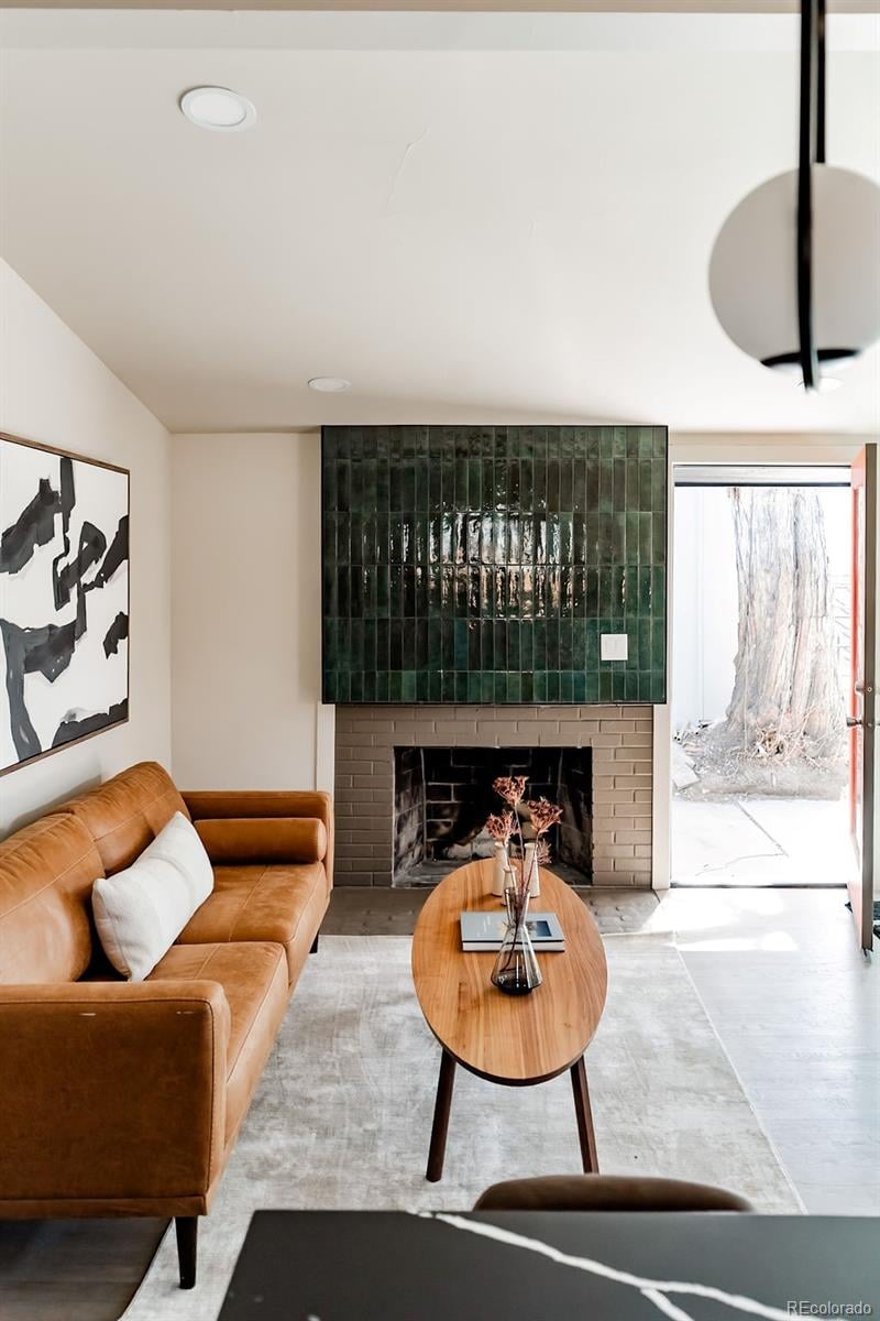 2440 Meade St, Denver, CO 80219