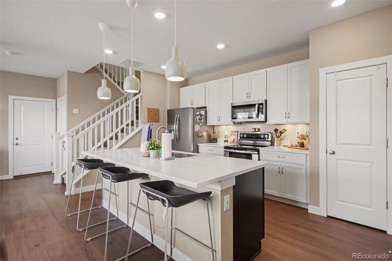 7567 Zante Ct, Aurora, CO 80016