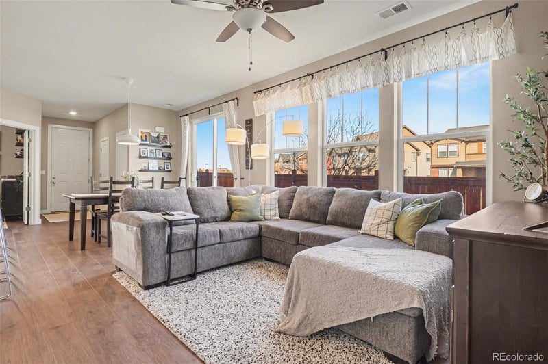 7567 Zante Ct, Aurora, CO 80016