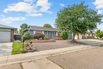908 Trapper Dr, Fort Lupton, CO 80621