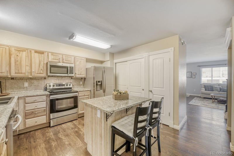 11449 W 17th Pl, Lakewood, CO 80215
