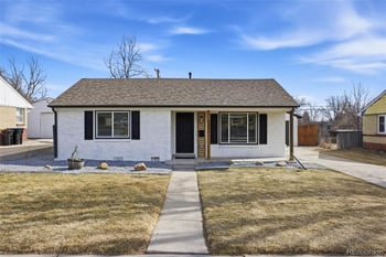 5490 Garrison St, Arvada, CO 80002