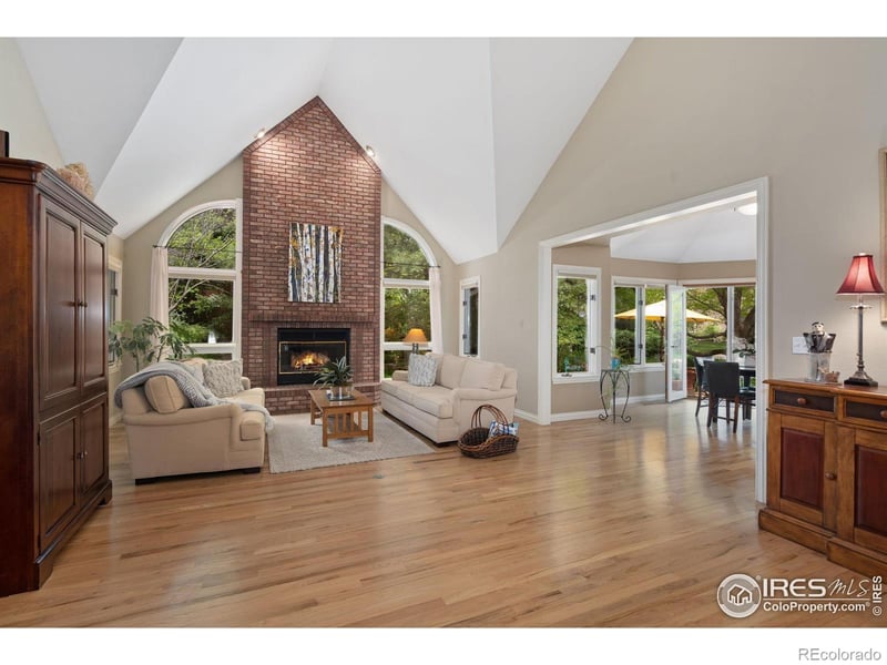 5226 Fox Hills Dr, Fort Collins, CO 80526