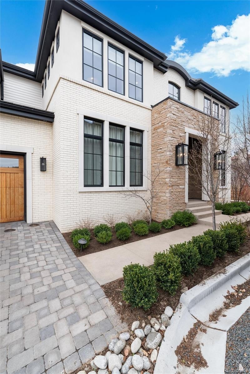 2821 E Cedar Ave #14, Denver, CO 80209