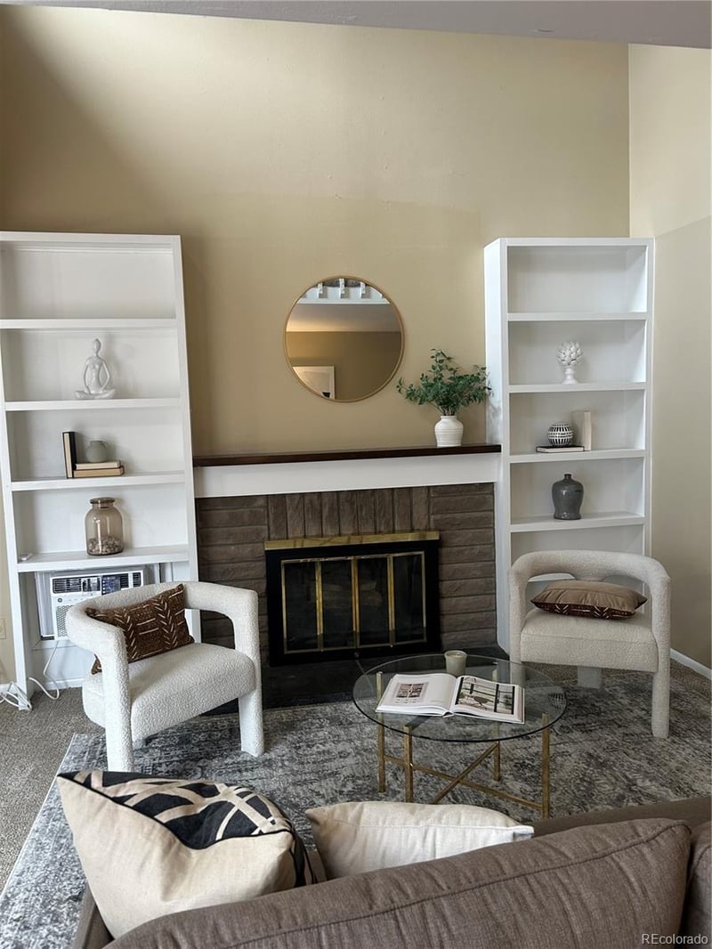 2490 Worchester Ct #B, Aurora, CO 80014