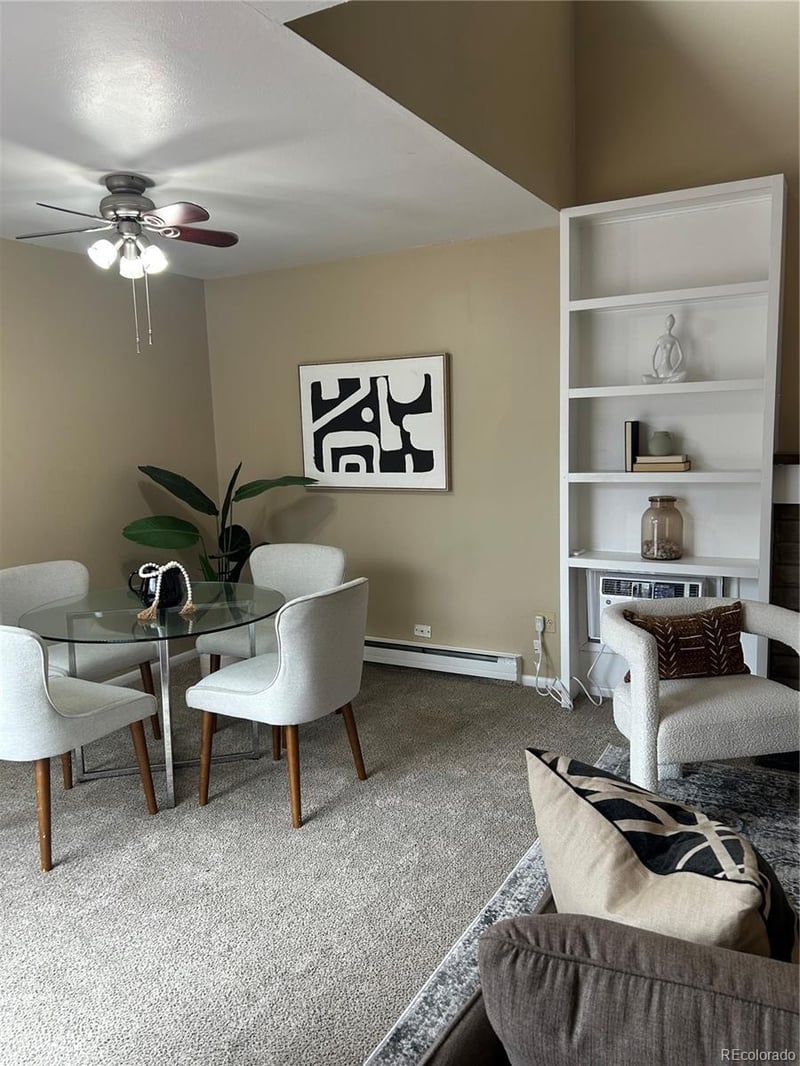 2490 Worchester Ct #B, Aurora, CO 80014