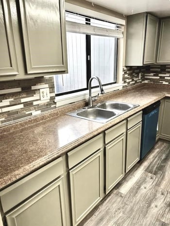 2490 Worchester Ct #B, Aurora, CO 80014