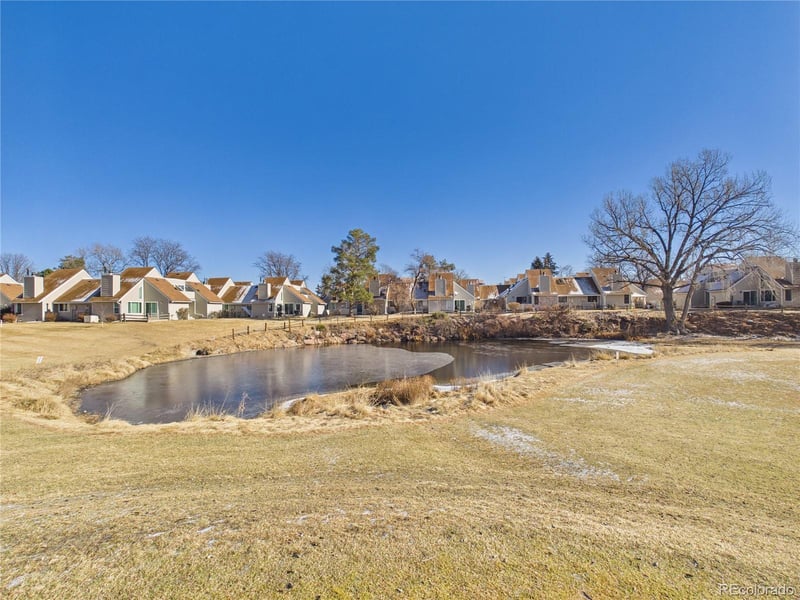 2490 Worchester Ct #B, Aurora, CO 80014