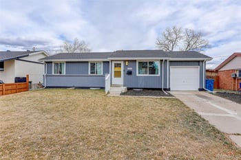 3222 Blackhawk Cir, Aurora, CO 80011
