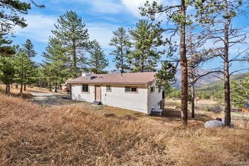 96 Moose Rd, Lyons, CO 80540