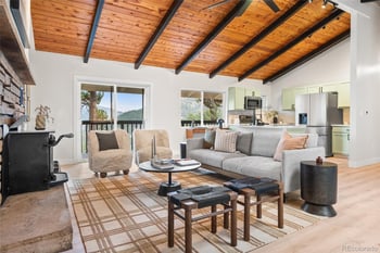 96 Moose Rd, Lyons, CO 80540