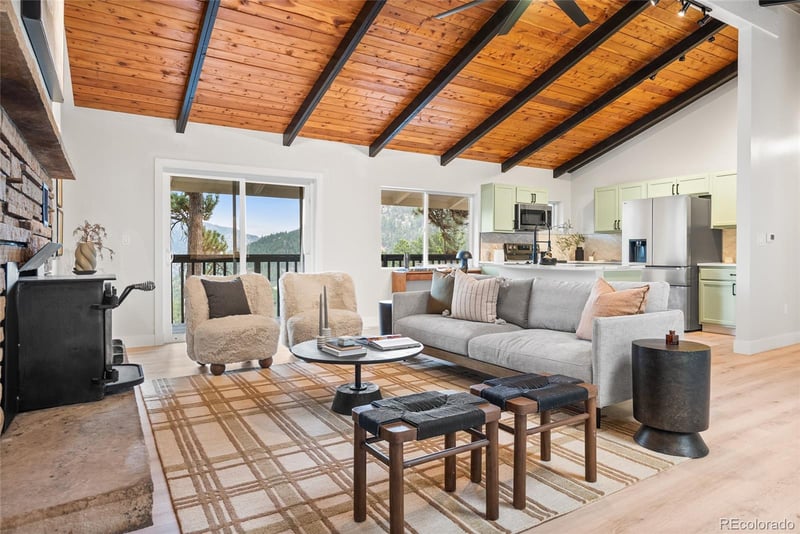 96 Moose Rd, Lyons, CO 80540