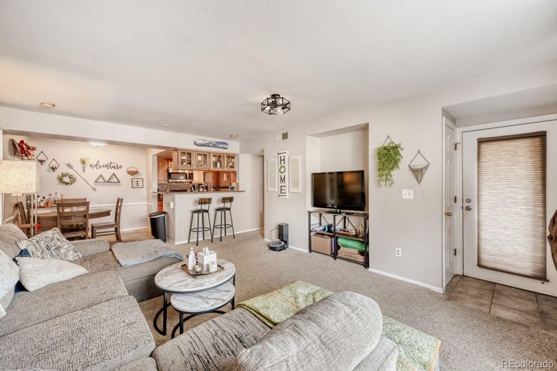 9190 Arbor Cir #C, Englewood, CO 80111