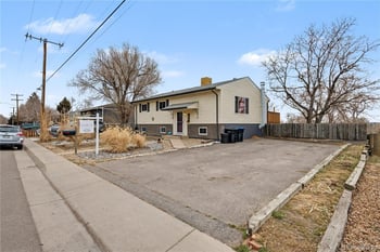 9142 Oberon Rd, Arvada, CO 80004