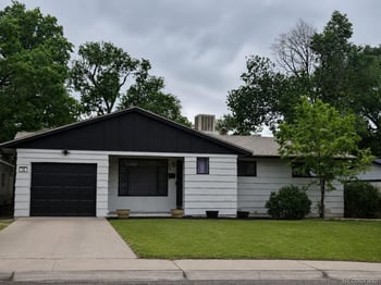 18 Dundee Ln, Pueblo, CO 81001