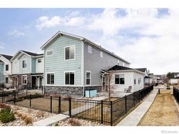 619 Stonebridge Dr, Longmont, CO 80503