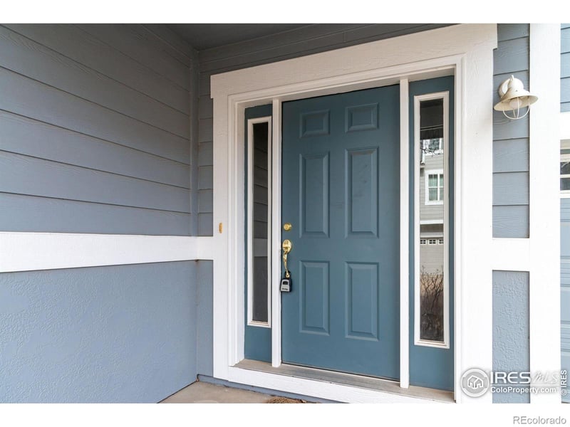 2237 Watersong Cir, Longmont, CO 80504