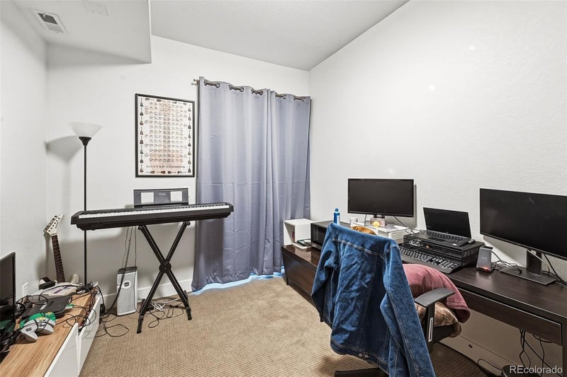 3411 Albion St #4-1, Denver, CO 80207