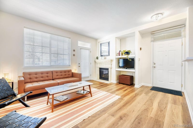 10331 Girton Dr #104, Lakewood, CO 80227