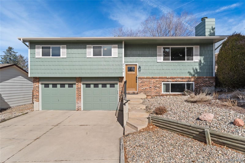 2750 Maroon Bells Ave, Colorado Springs, CO 80918