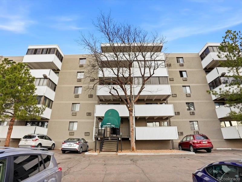 10650 Tennessee Ave #403, Aurora, CO 80012