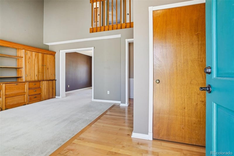 9025 Arizona Dr, Lakewood, CO 80232