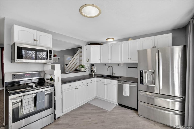 7107 Wright Ct, Arvada, CO 80004